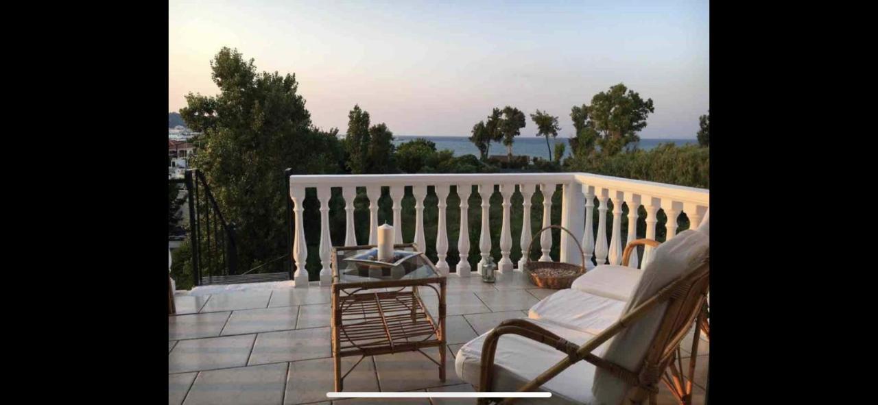 Rosa Seaview Loft Apartment ไซคิย์นธอสทาวน์ ภายนอก รูปภาพ