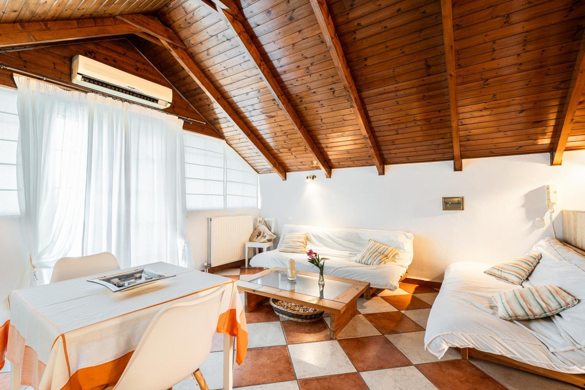 Rosa Seaview Loft Apartment ไซคิย์นธอสทาวน์ ภายนอก รูปภาพ