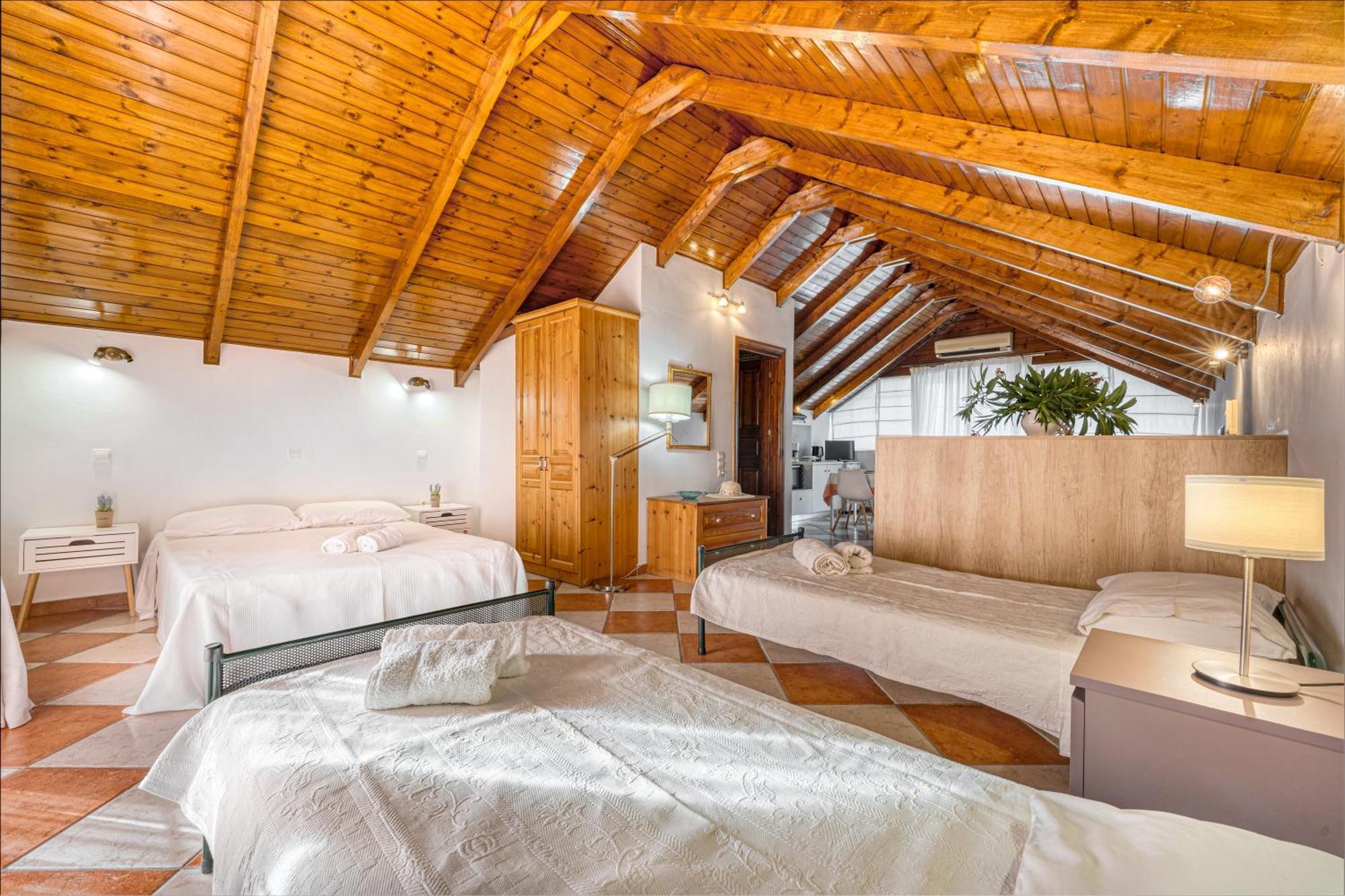 Rosa Seaview Loft Apartment ไซคิย์นธอสทาวน์ ภายนอก รูปภาพ