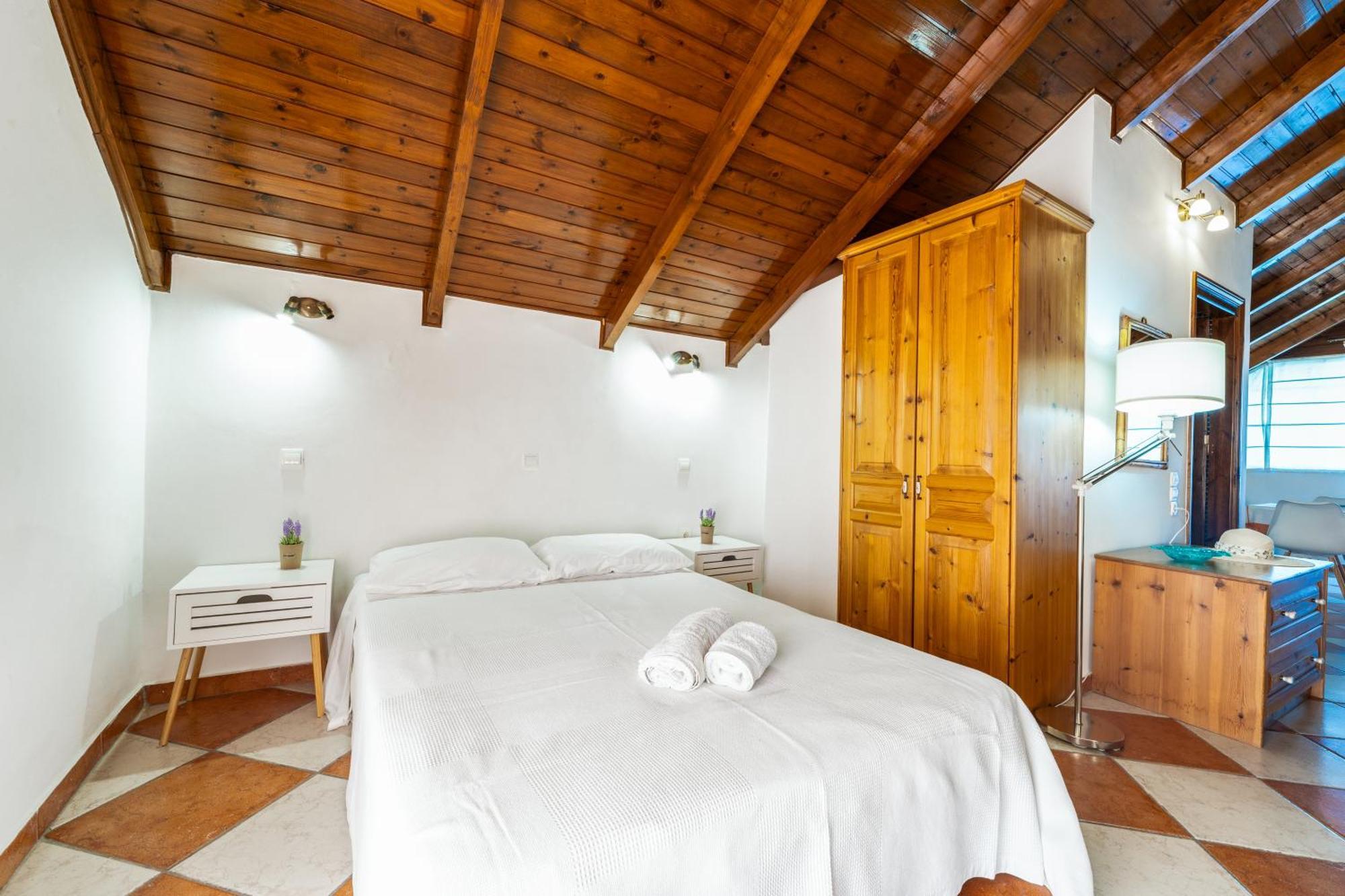Rosa Seaview Loft Apartment ไซคิย์นธอสทาวน์ ภายนอก รูปภาพ