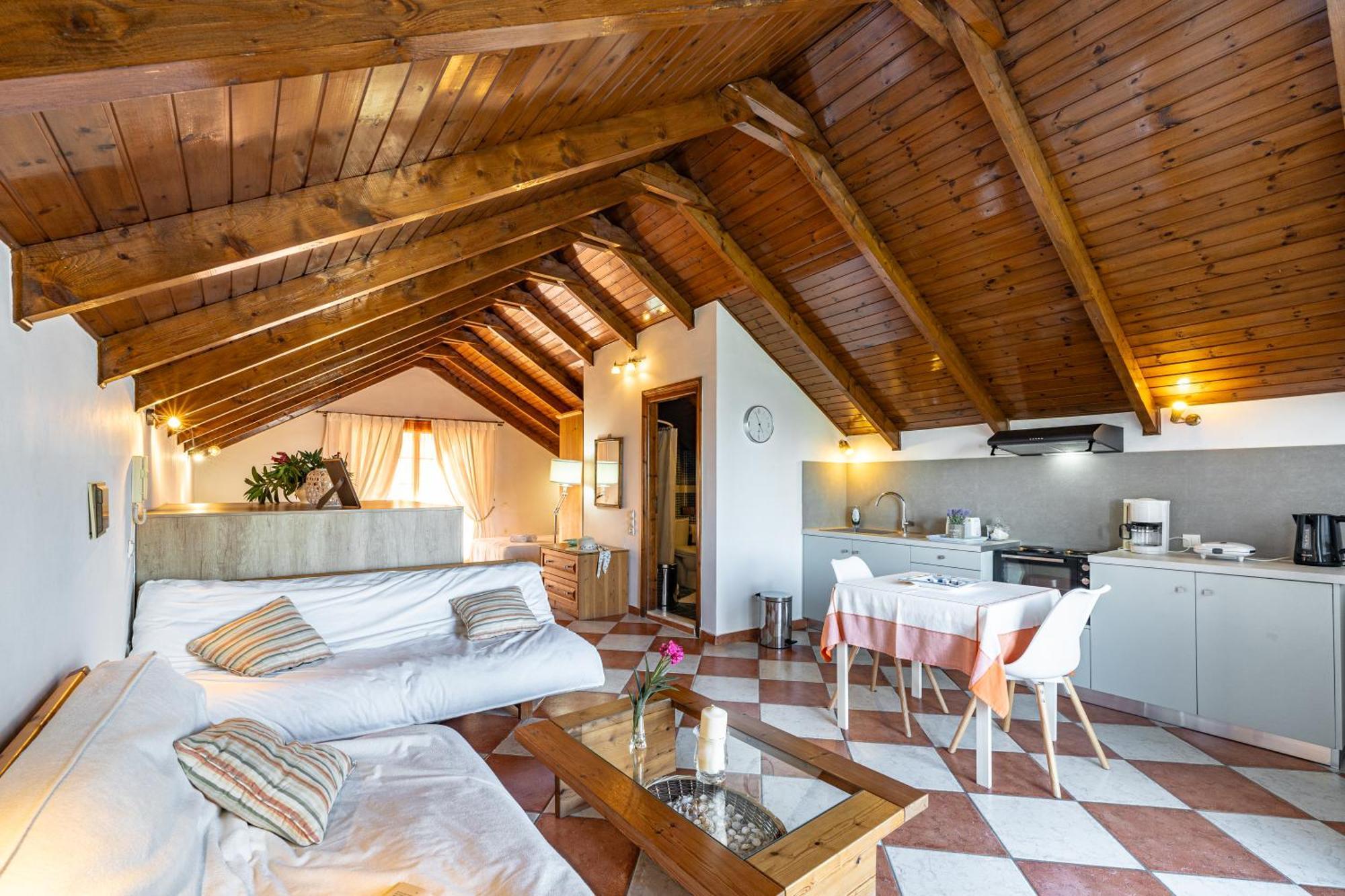Rosa Seaview Loft Apartment ไซคิย์นธอสทาวน์ ภายนอก รูปภาพ